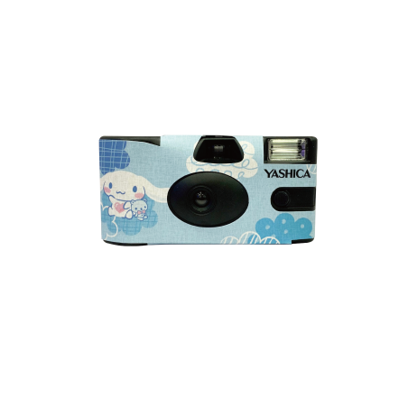 YASHICA x Sanrio - Cámara Desechable "Cinnamoroll Fluffy World" (Edición Limitada)