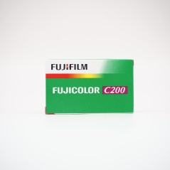 Fujifilm Fujicolor C200 35mm 36exp (expired 2021)