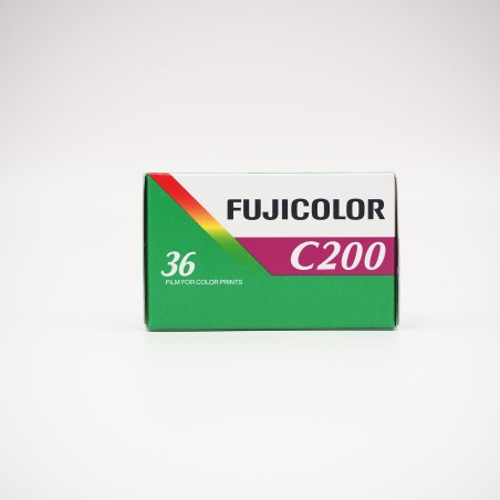 Fujifilm Fujicolor C200 35mm 36exp (expired 2021)